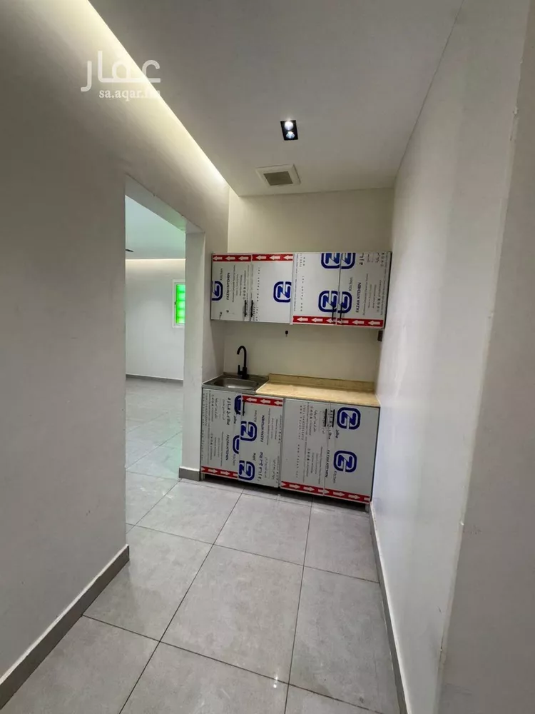 شقة للإيجار في شارع عبداللطيف بن عبدالسلام ريس, حي العريجاء الغربي, مدينة الرياض, منطقة الرياض صورة 2