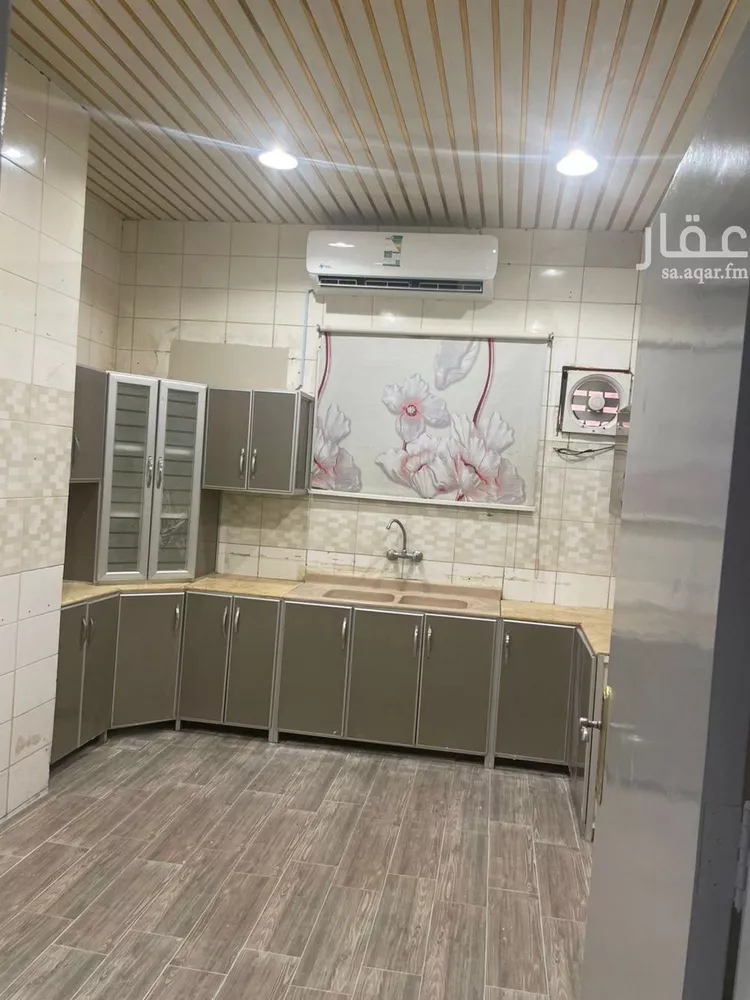 شقة للإيجار في شارع ممر55, حي العريجاء الغربي, مدينة الرياض, منطقة الرياض
