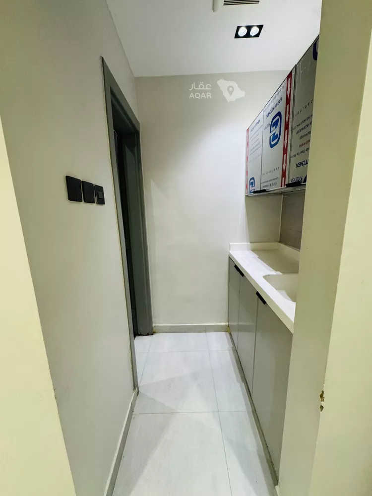 شقة للإيجار في شارع المشتل, حي الحزم, مدينة الرياض, منطقة الرياض 5