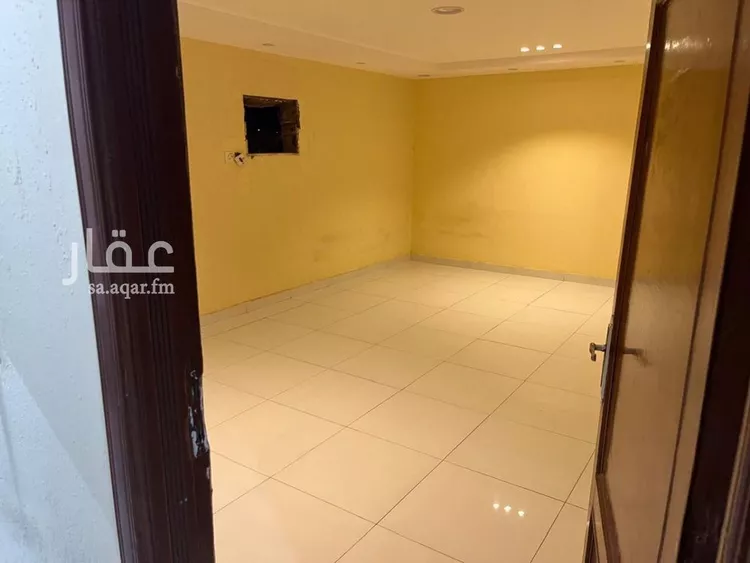 شقة للإيجار في شارع معاوية بن أبي سفيان, حي ظهرة البديعة, مدينة الرياض, منطقة الرياض