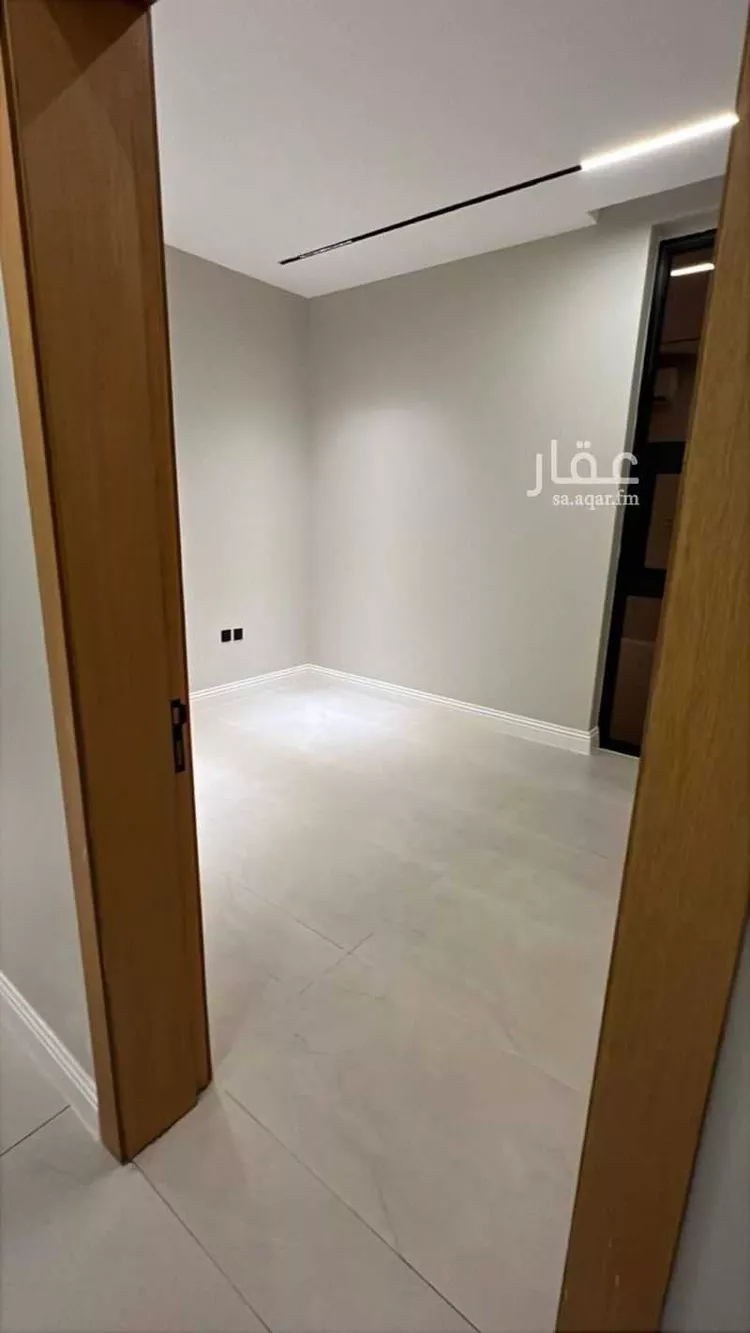 فيلا للإيجار في شارع محمد بن طولون, حي العارض, مدينة الرياض, منطقة الرياض صورة 3