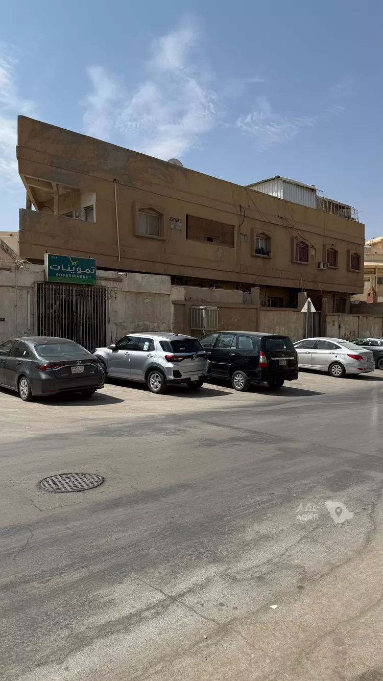 فيلا للبيع في شارع وادي مبايض, حي أم الحمام الغربي, مدينة الرياض, منطقة الرياض 2