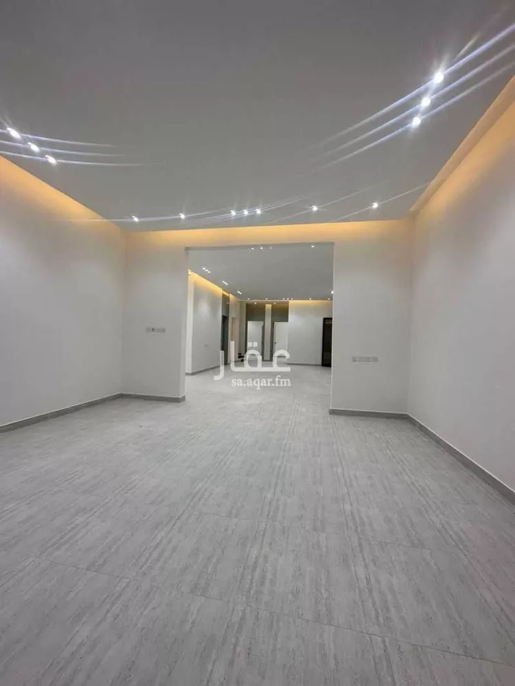 فيلا للبيع في شارع عبدالرحمن الصفوري, حي الرمال, مدينة الرياض, منطقة الرياض صورة 2