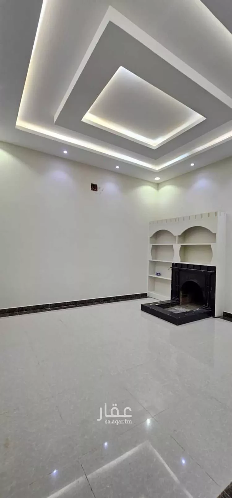 فيلا للبيع في شارع عمر مكرم, حي الرمال, مدينة الرياض, منطقة الرياض 15