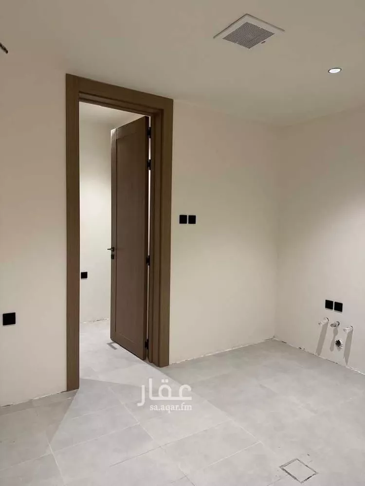دور للبيع في شارع المعيزيلة, حي المعيزيلة, مدينة الرياض, منطقة الرياض صورة 5