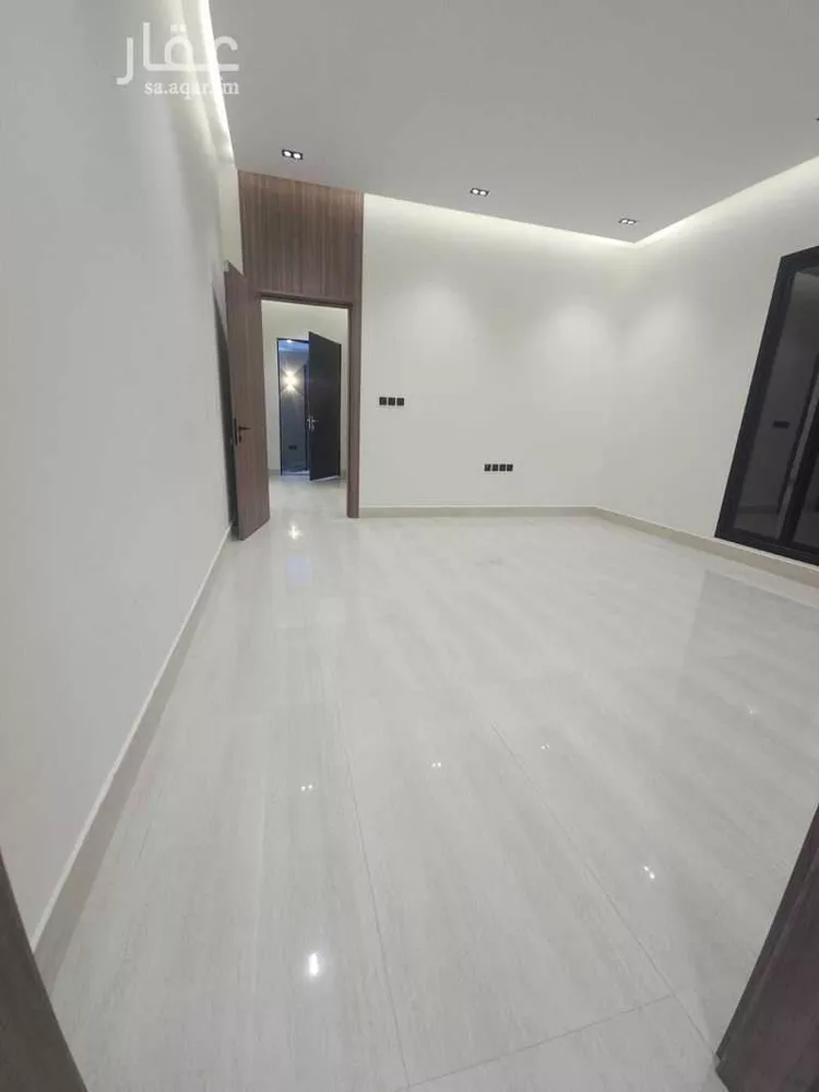 دور للبيع في شارع محمد القاضي, حي الرمال, مدينة الرياض, منطقة الرياض صورة 5