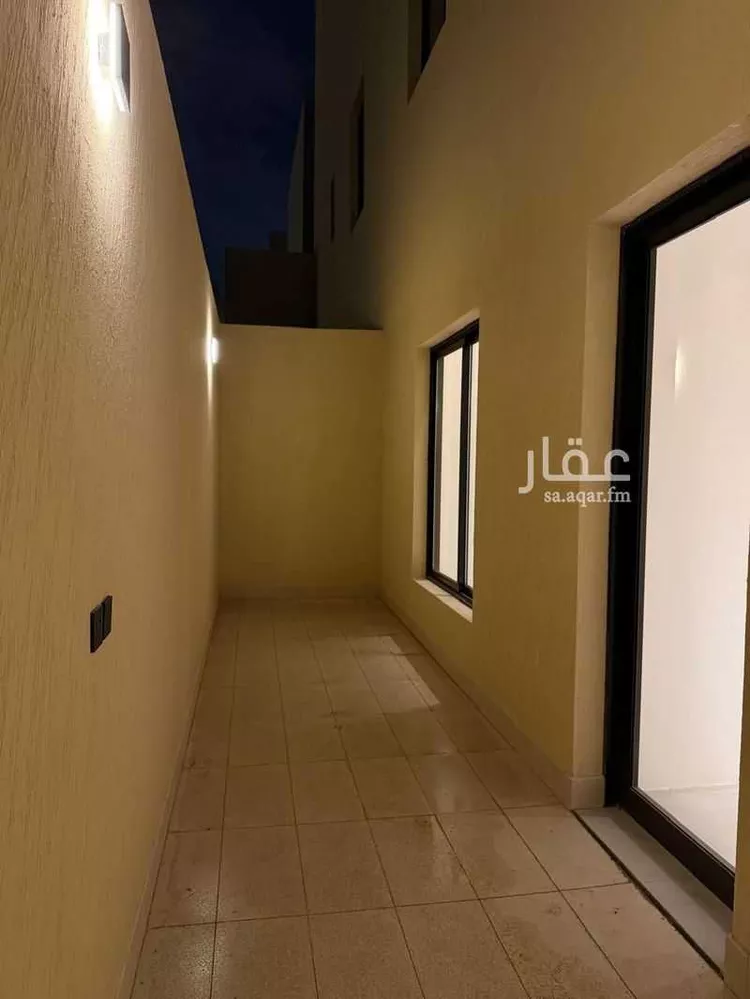 دور للبيع في شارع المعيزيلة, حي المعيزيلة, مدينة الرياض, منطقة الرياض 11
