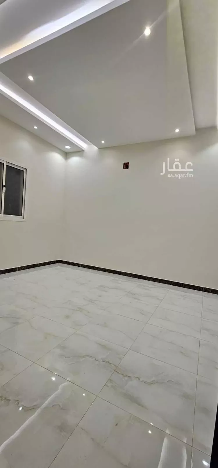 فيلا للبيع في شارع عمر مكرم, حي الرمال, مدينة الرياض, منطقة الرياض 10