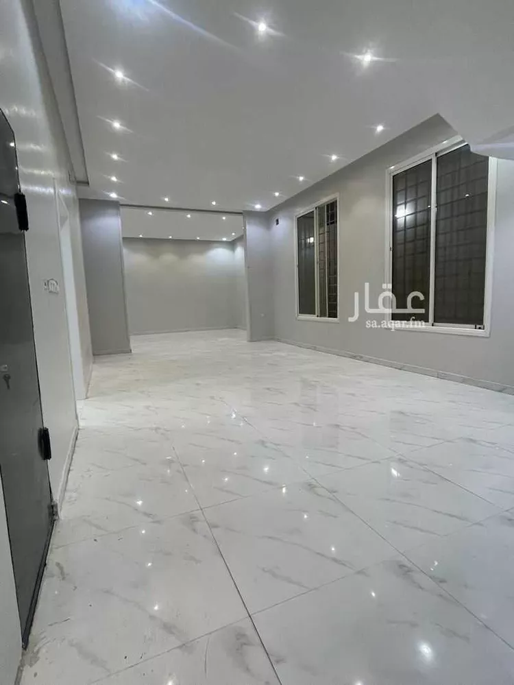 فيلا للإيجار في شارع عبدالعزيز البخاري, حي الرمال, مدينة الرياض, منطقة الرياض