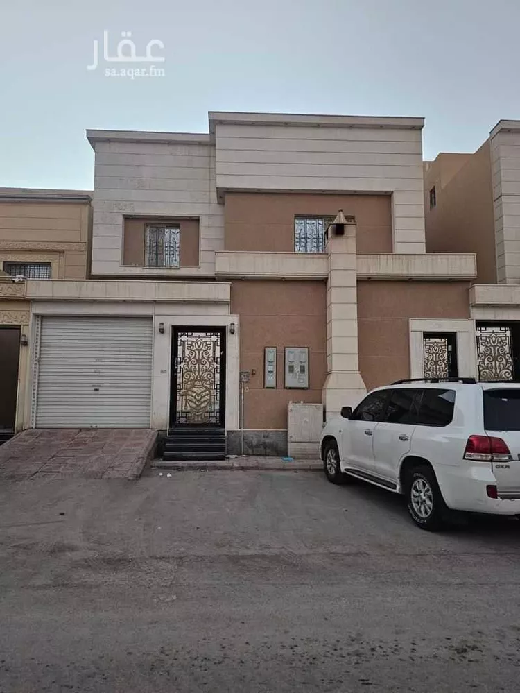 فيلا للبيع في شارع عمر مكرم, حي الرمال, مدينة الرياض, منطقة الرياض