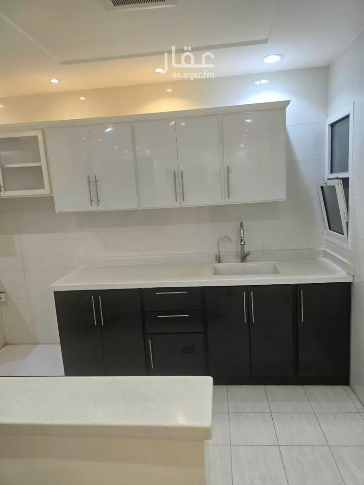 شقة للإيجار في شارع رقم 528, حي الملقا, مدينة الرياض, منطقة الرياض صورة 2