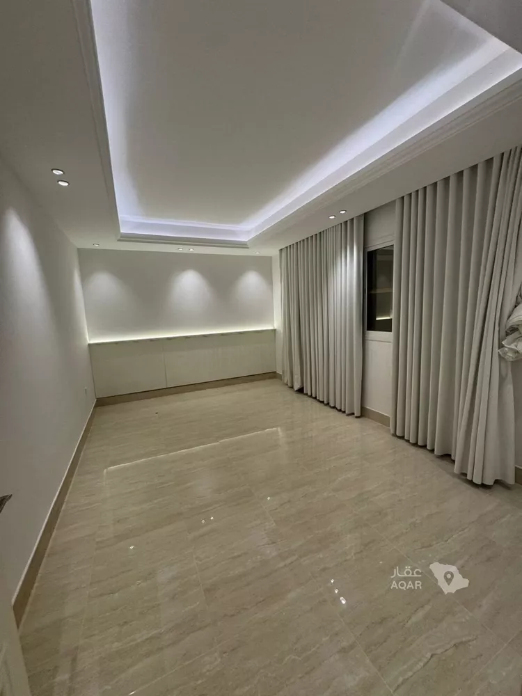 Apartment for Sale in Riyadh Al Malqa 4