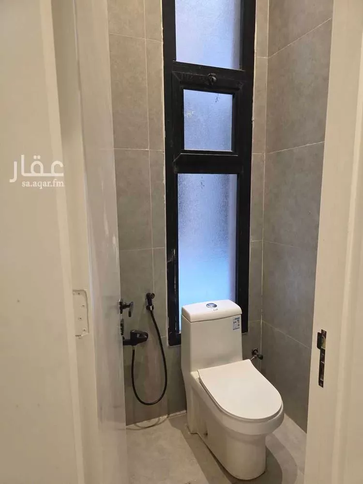 فيلا للإيجار في شارع عبدالله بن حبان, حي الرمال, مدينة الرياض, منطقة الرياض صورة 5