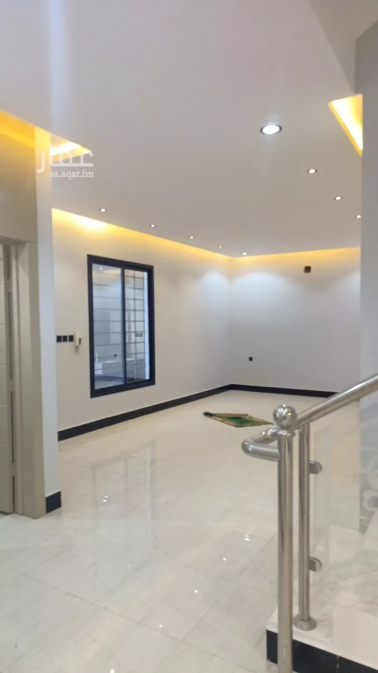 فيلا للبيع في شارع عكاظ عجلان, حي عكاظ, مدينة الرياض, منطقة الرياض 21