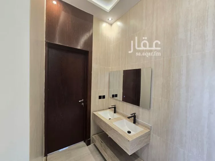Floor for Sale in Riyadh Al Hazm 7
