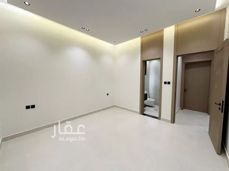 Floor for Sale in Riyadh Tuwaiq