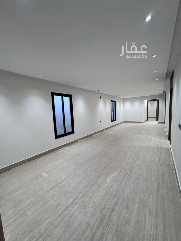 Floor for Sale in Riyadh Tuwaiq 8