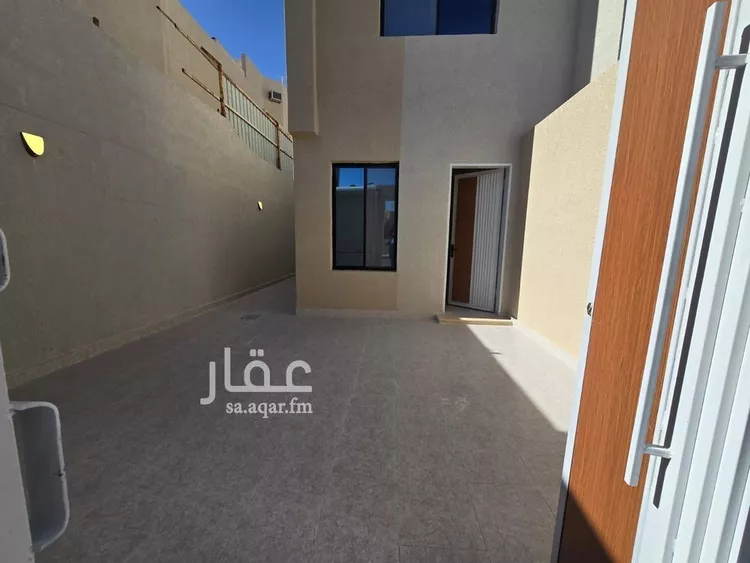 دور للبيع في شارع المباركة, حي الحزم, مدينة الرياض, منطقة الرياض صورة 3