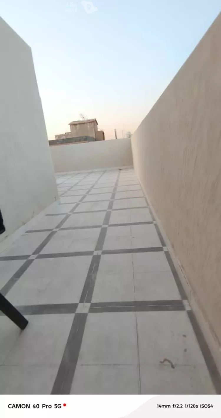 دور للبيع في شارع عبيدالله بن أبي الفرج, حي السويدي, مدينة الرياض, منطقة الرياض 2