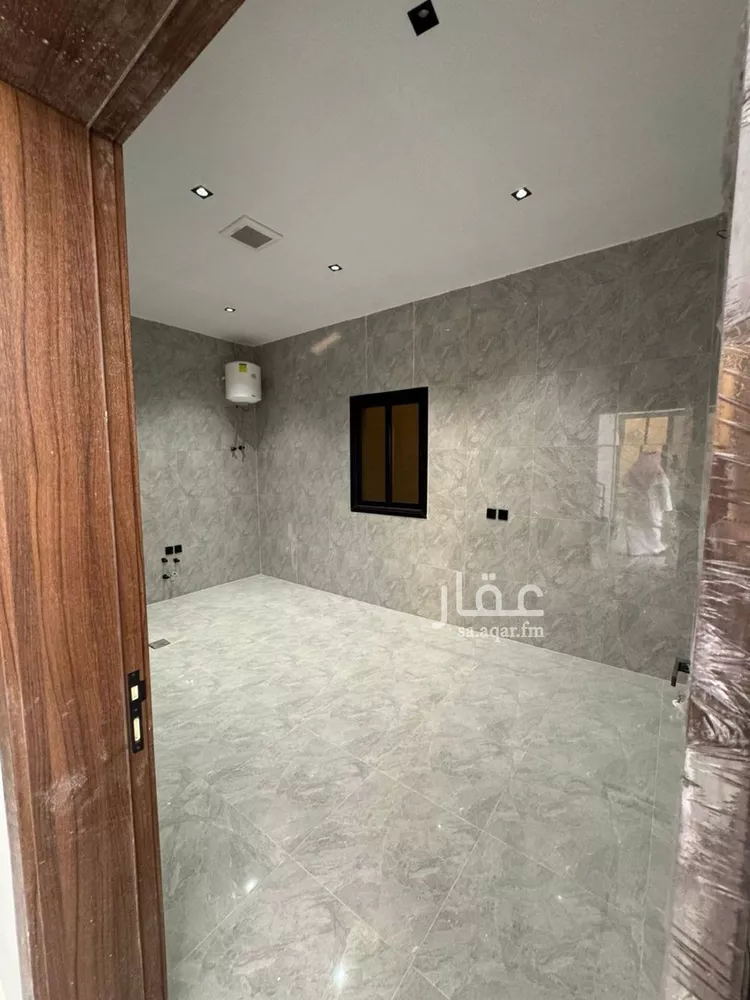 فيلا للبيع في شارع الأمير سعود بن محمد بن مقرن, حي طيبة, مدينة الرياض, منطقة الرياض 11