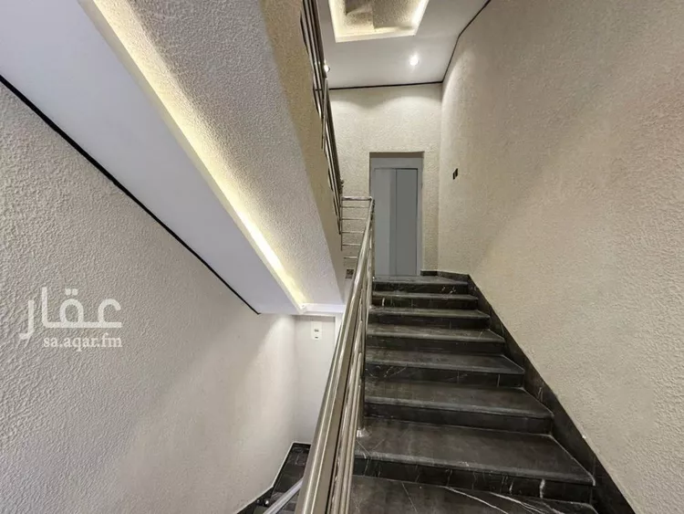 Floor for Sale in Riyadh Tuwaiq صورة 2
