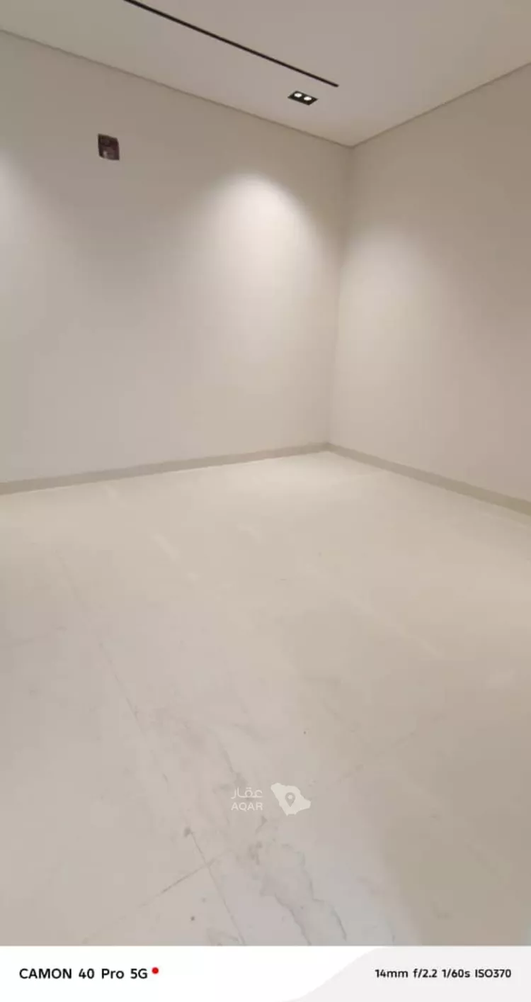 دور للبيع في شارع عبيدالله بن أبي الفرج, حي السويدي, مدينة الرياض, منطقة الرياض 5