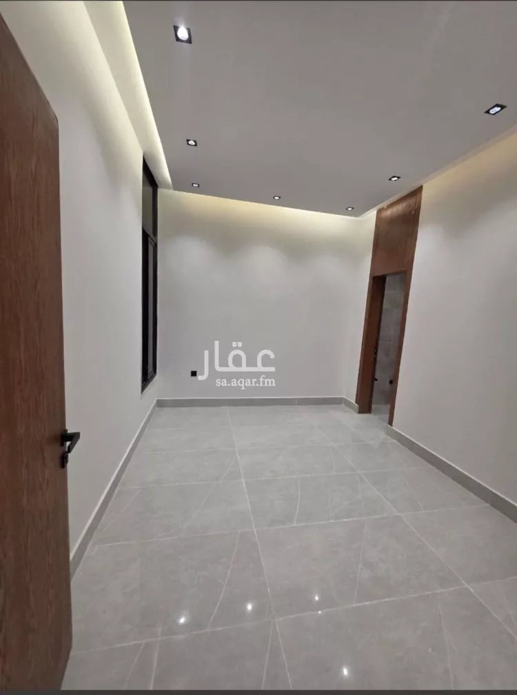 دور للبيع في شارع طيبه, حي طيبة, مدينة الرياض, منطقة الرياض صورة 5