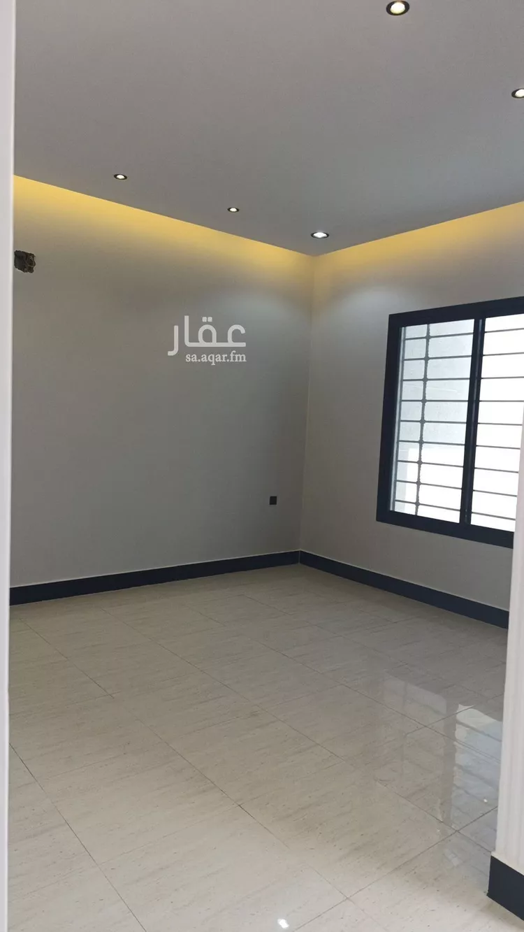 دور للبيع في شارع عكاظ عجلان, حي عكاظ, مدينة الرياض, منطقة الرياض 10