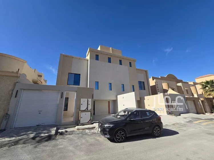 Floor for Sale in Riyadh Al Hazm 21