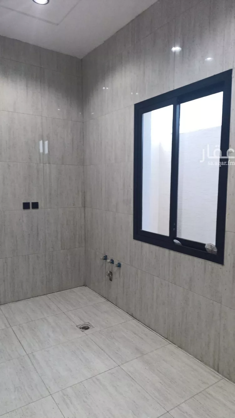 فيلا للبيع في شارع عكاظ عجلان, حي عكاظ, مدينة الرياض, منطقة الرياض 23