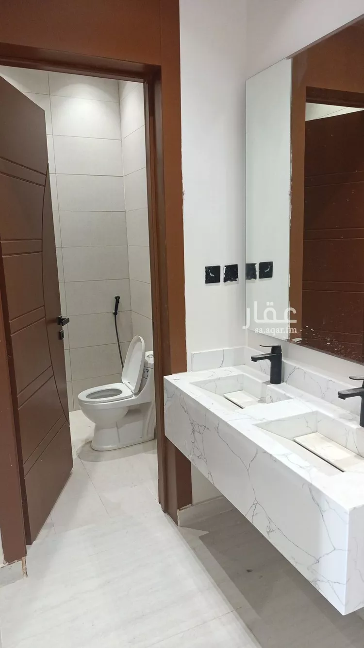 Floor for Sale in Riyadh Badr 11