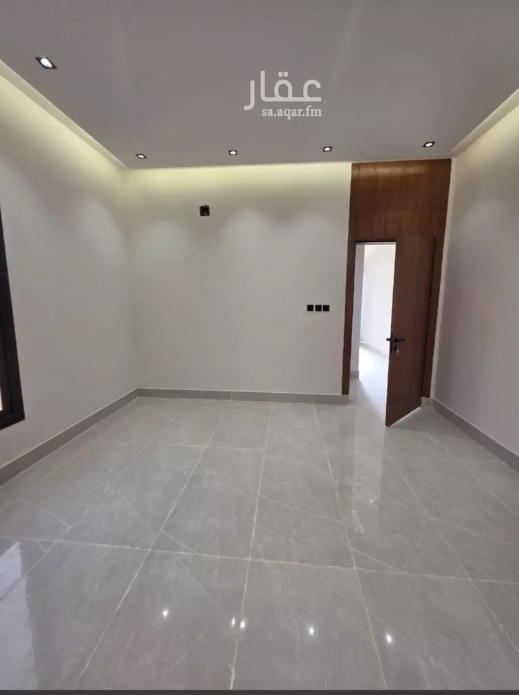 دور للبيع في شارع طيبه, حي طيبة, مدينة الرياض, منطقة الرياض صورة 3