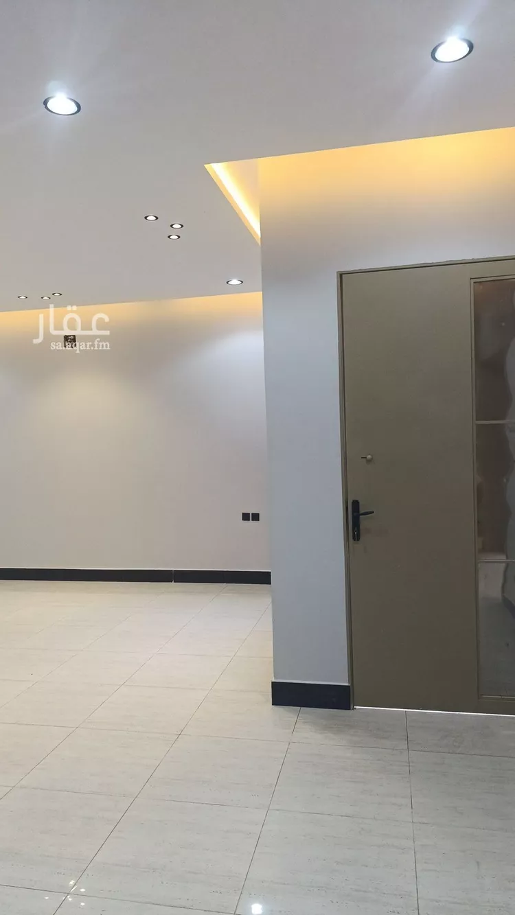 فيلا للبيع في شارع عكاظ عجلان, حي عكاظ, مدينة الرياض, منطقة الرياض 13