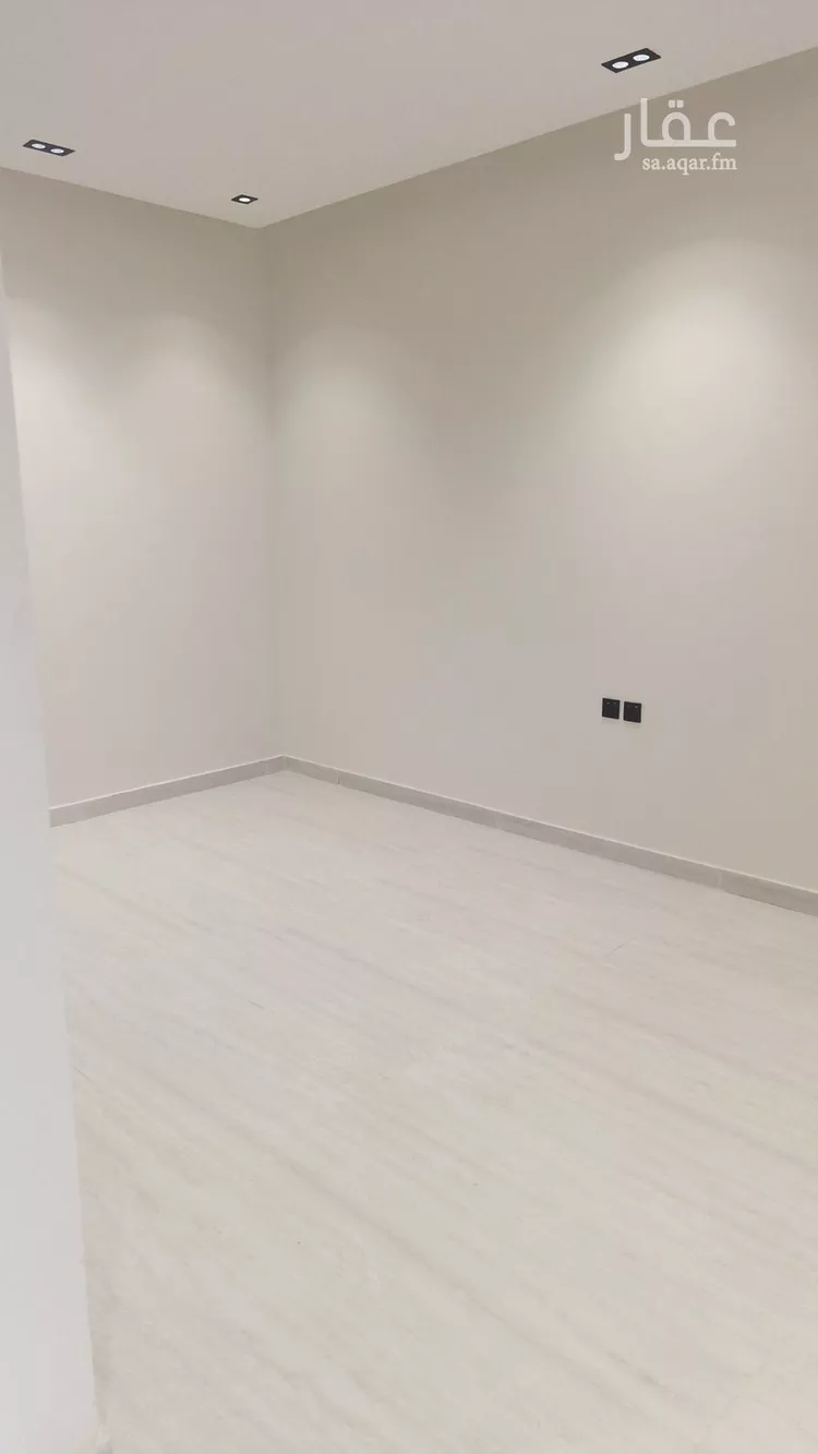 Floor for Sale in Riyadh Badr 8