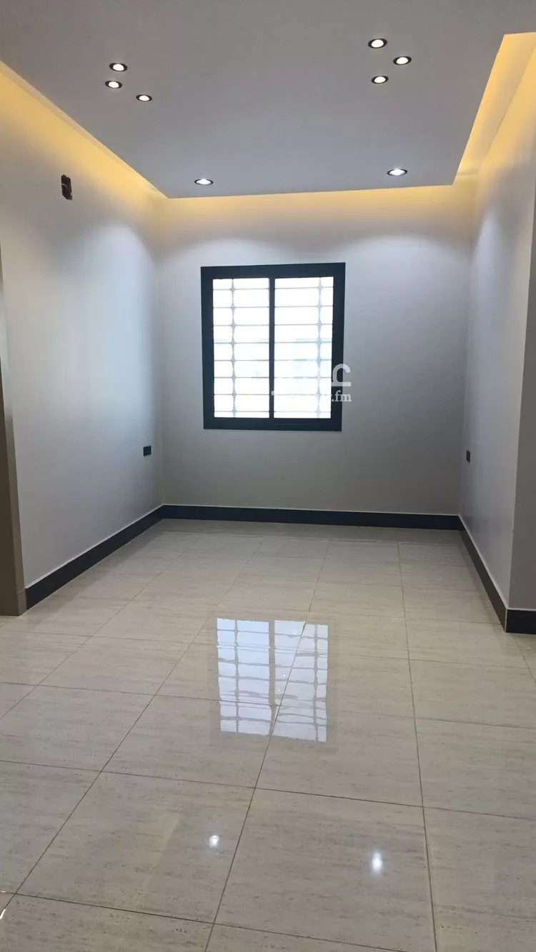فيلا للبيع في شارع عكاظ عجلان, حي عكاظ, مدينة الرياض, منطقة الرياض 17