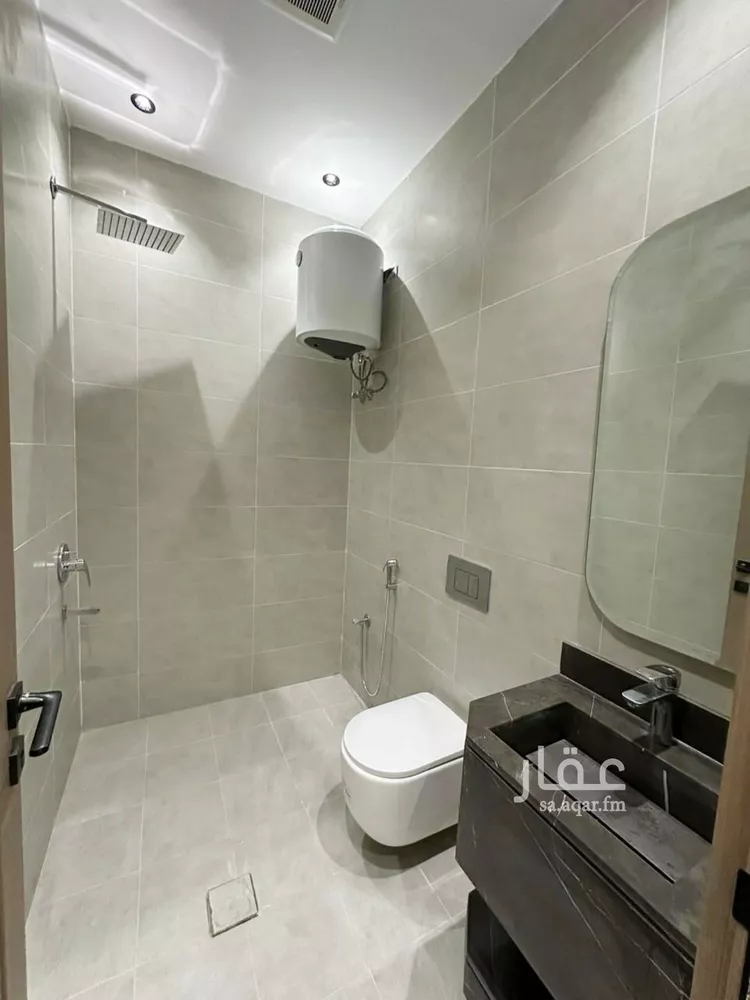 Floor for Sale in Riyadh Tuwaiq 19