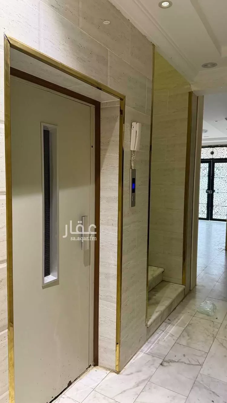 عمارة للبيع في شارع القرينية 74, حي القرينية, مدينة جدة, منطقة مكة المكرمة 8