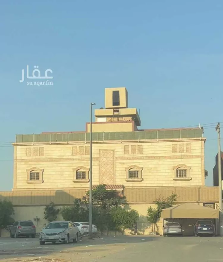 Building for Sale in Jeddah Al Qryniah