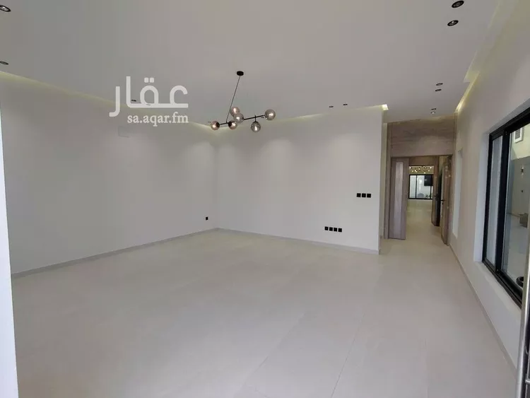 فيلا للبيع في شارع بشير ابن الحارث, حي الأمواج, مدينة الخبر, المنطقة الشرقية صورة 3