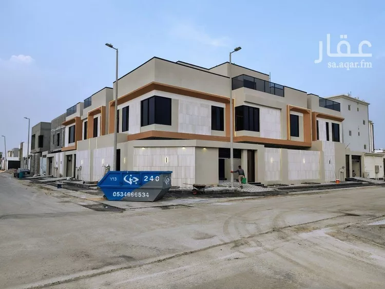 فيلا للبيع في شارع القيصومه, حي الصواري, مدينة الخبر, المنطقة الشرقية صورة 2