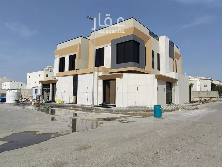 فيلا للبيع في شارع ام الهوشان, حي الصواري, مدينة الخبر, المنطقة الشرقية 1 صورة