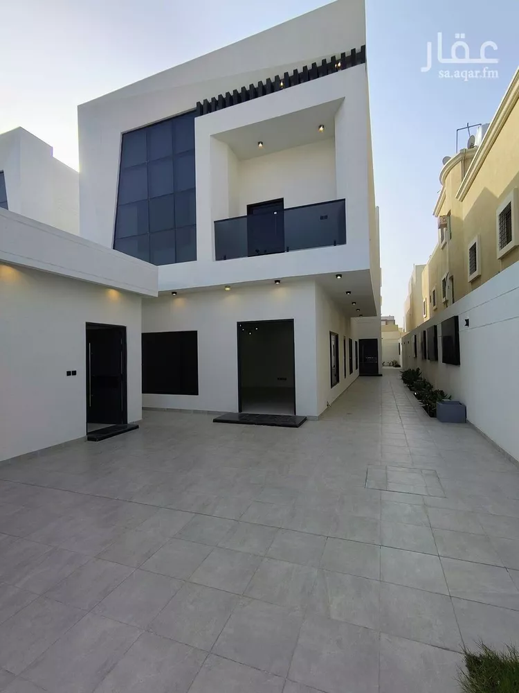 فيلا للبيع في شارع بشير ابن الحارث, حي الأمواج, مدينة الخبر, المنطقة الشرقية صورة 5