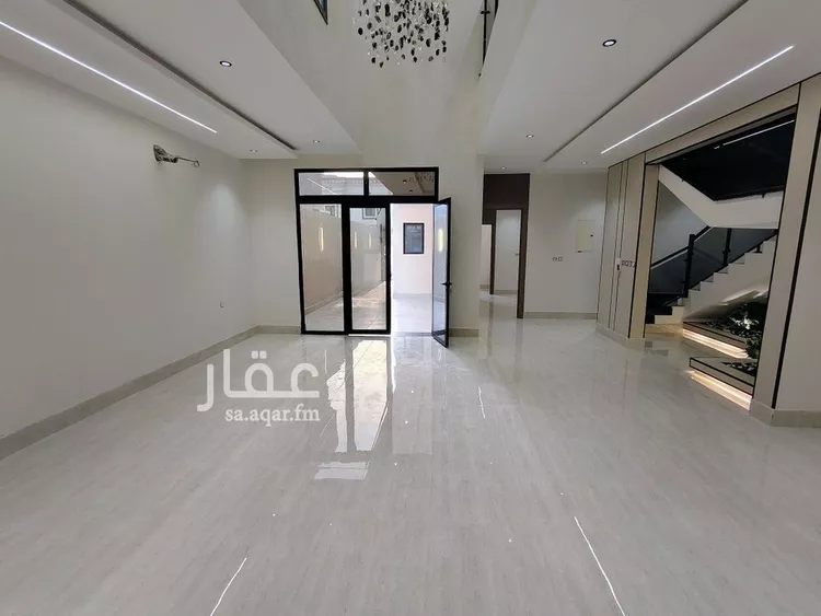 فيلا للبيع في شارع القريه العليا, حي الصواري, مدينة الخبر, المنطقة الشرقية صورة 4