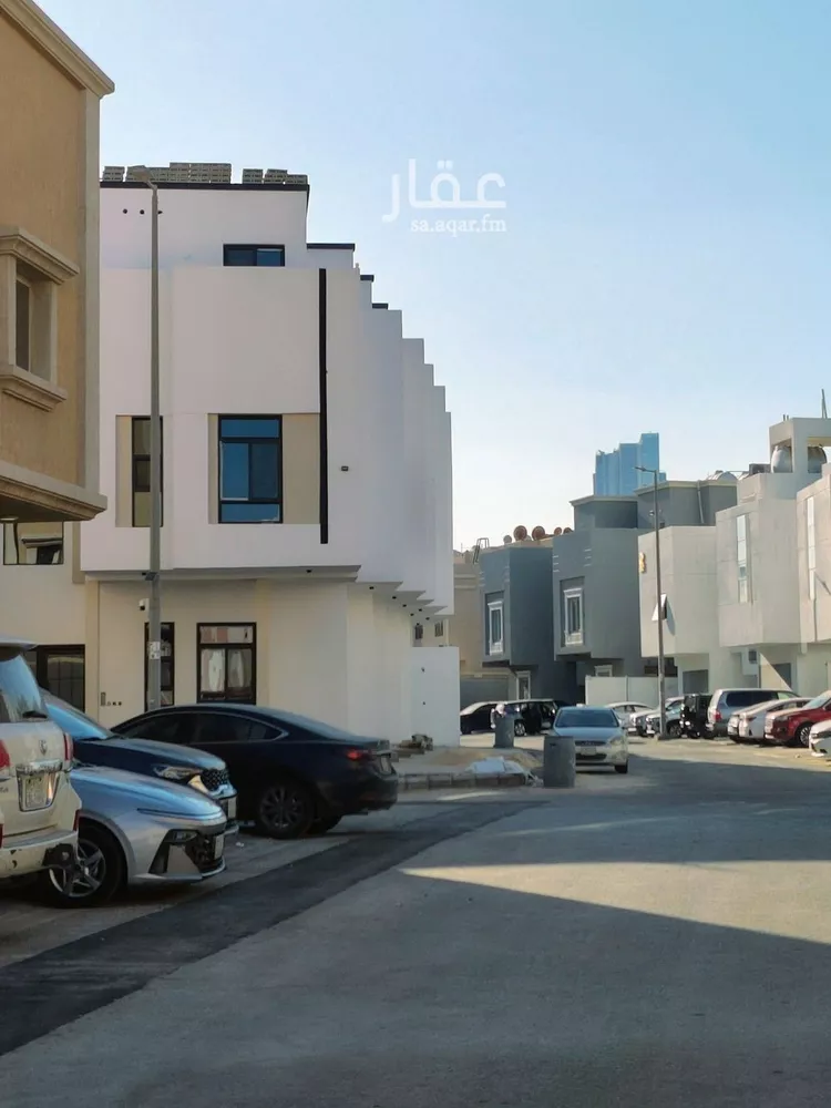 عمارة للبيع في شارع حصين بن شداد, حي الراكة الشمالية, مدينة الدمام, المنطقة الشرقية