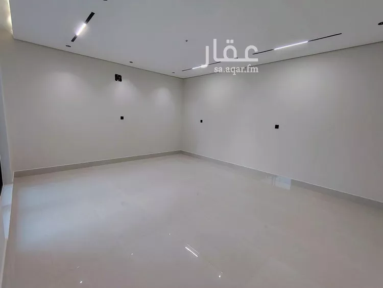 فيلا للبيع في شارع دومة الجندل, حي الصواري, مدينة الخبر, المنطقة الشرقية صورة 2