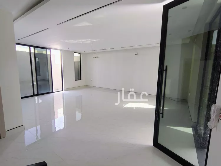 فيلا للبيع في شارع ام الهوشان, حي الصواري, مدينة الخبر, المنطقة الشرقية صورة 2