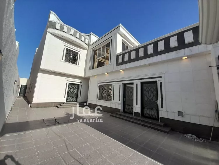 فيلا للبيع في شارع رفاعة ابن عمرو, حي الشراع, مدينة الخبر, المنطقة الشرقية صورة 2