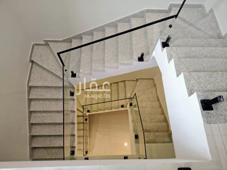 فيلا للبيع في شارع دومة الجندل, حي الصواري, مدينة الخبر, المنطقة الشرقية صورة 4