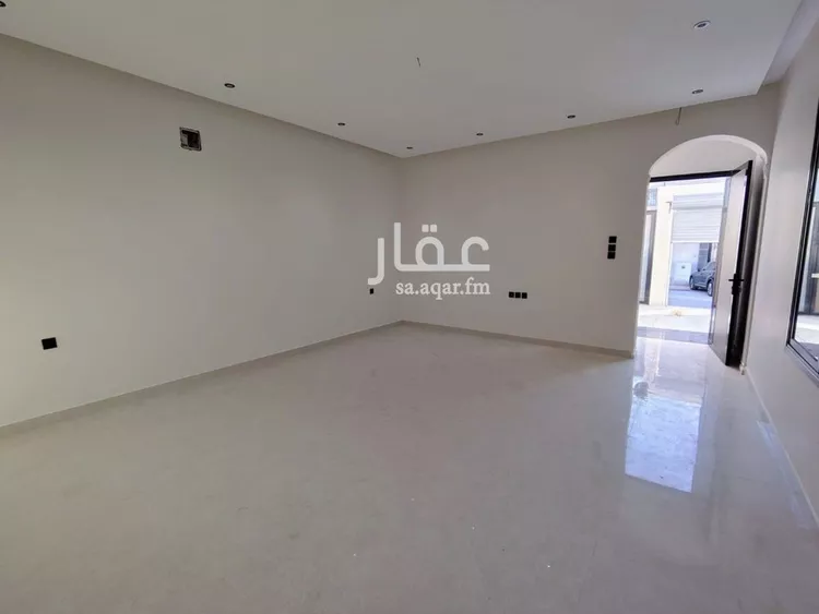 Villa for Sale in Al Khobar Al Amwaj صورة 3