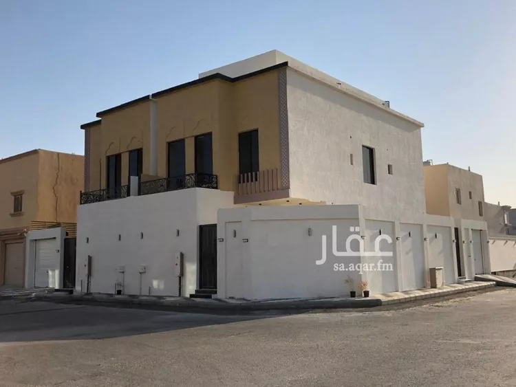 فيلا للبيع في شارع النابغه الشيباني, حي الصواري, مدينة الخبر, المنطقة الشرقية صورة 2